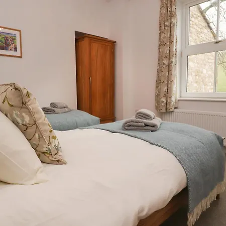 2 Hull House מלון 4*